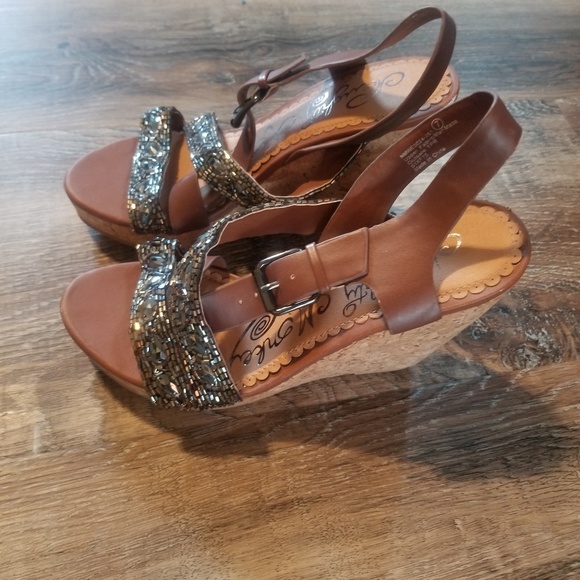 Wedge Sandals - Picture 3 of 3